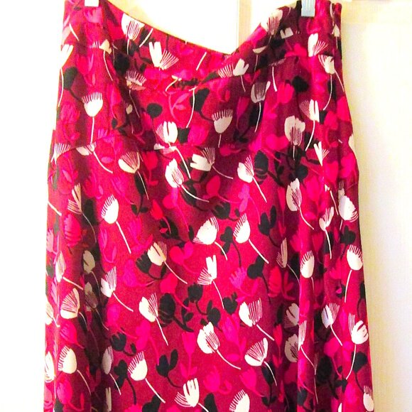 CAbi CORSAGE SKIRT SIZE 8 - Picture 1 of 3